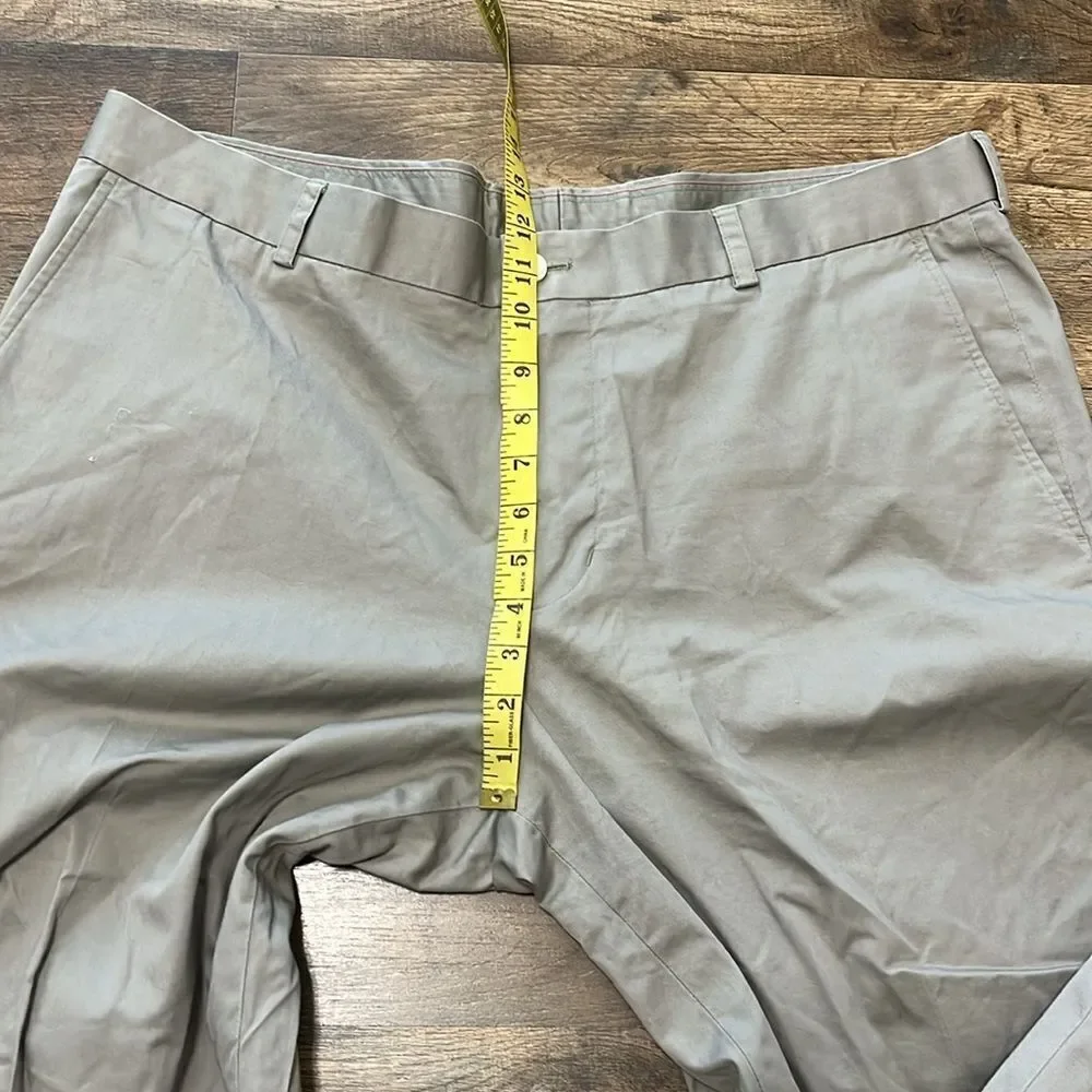 Southern Tide classic fit khaki pants size 40/32